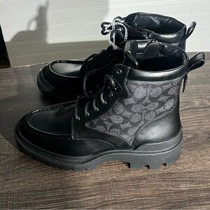 NWOT/NWOB Coach Connor Signature Black Boots size 9